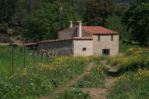 Finca El Zurrador Guest House Fuenteheridos Country house
